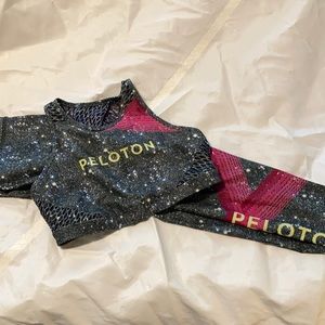 PELOTON “Girls night out” set sz. MED